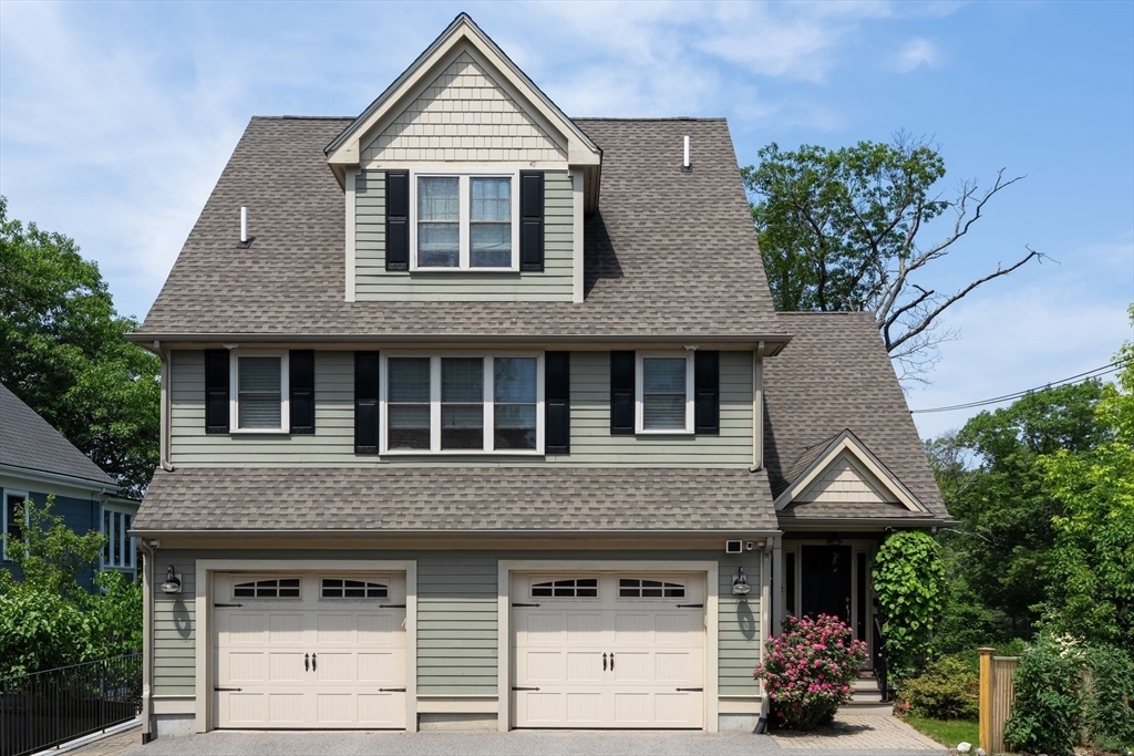 Boston, MA 02130 | 3 beds | 2.5 baths | $1,299,000